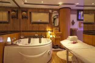 Broadway Hotel 3*