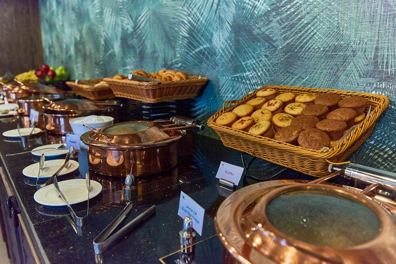 Rose Park - Al Barsha, Opposite Metro Station 4*