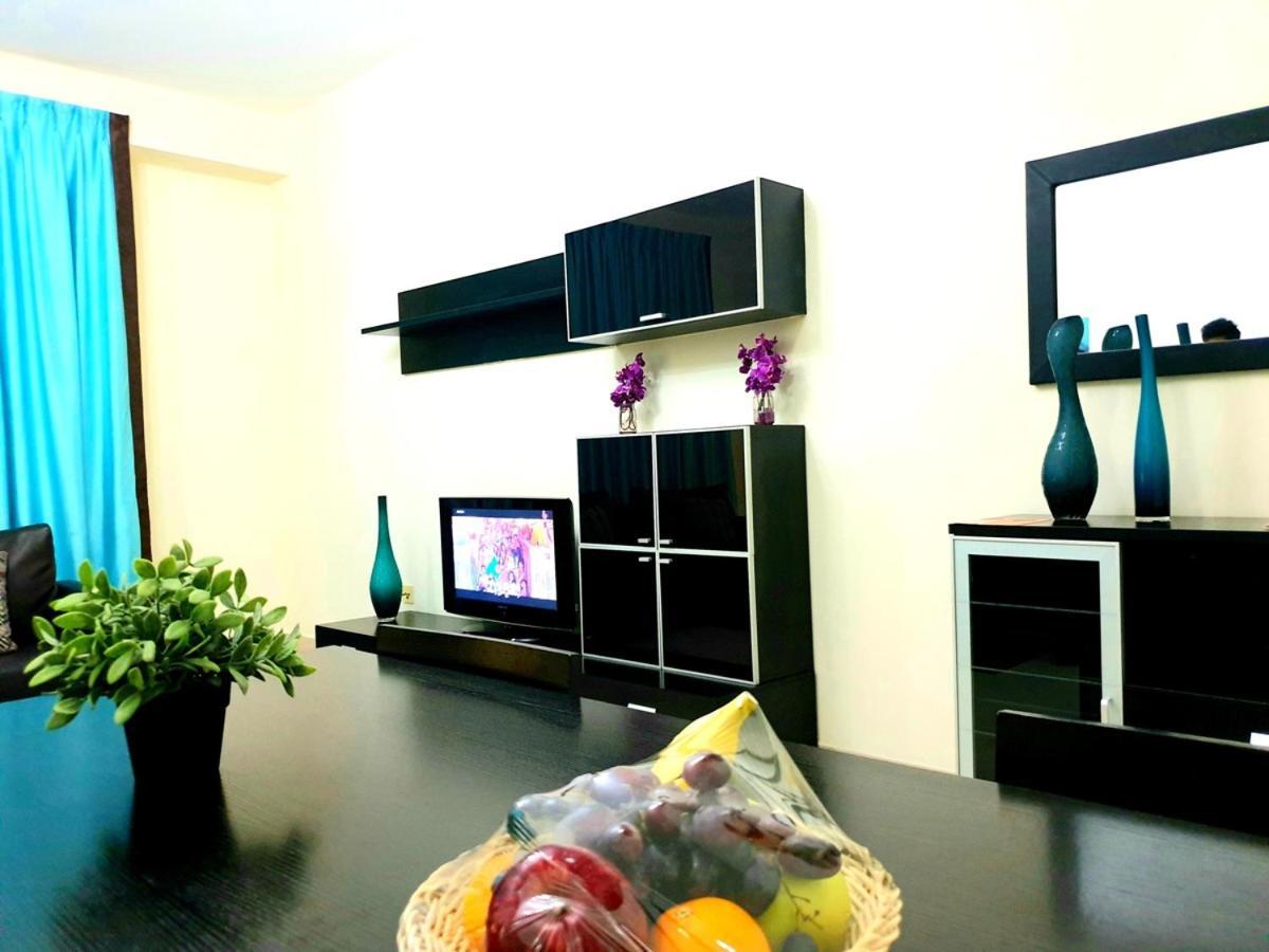 Fortune Classic Apartment, Airport ,near Dafza Metro Station 4* Dubái