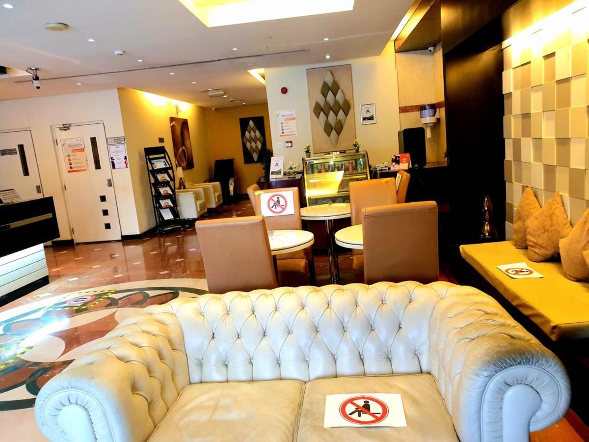 Fortune Classic Apartment, Airport ,near Dafza Metro Station Apartahotel Dubái