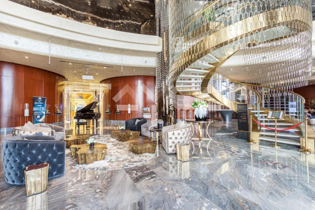 Staycae Paramount Towers Lägenhet *