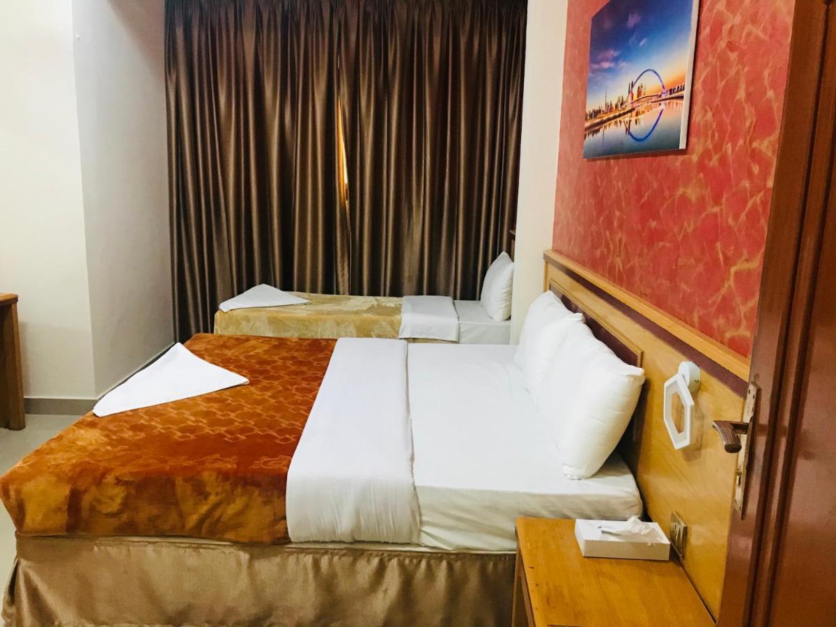 Golden Touch Hotel