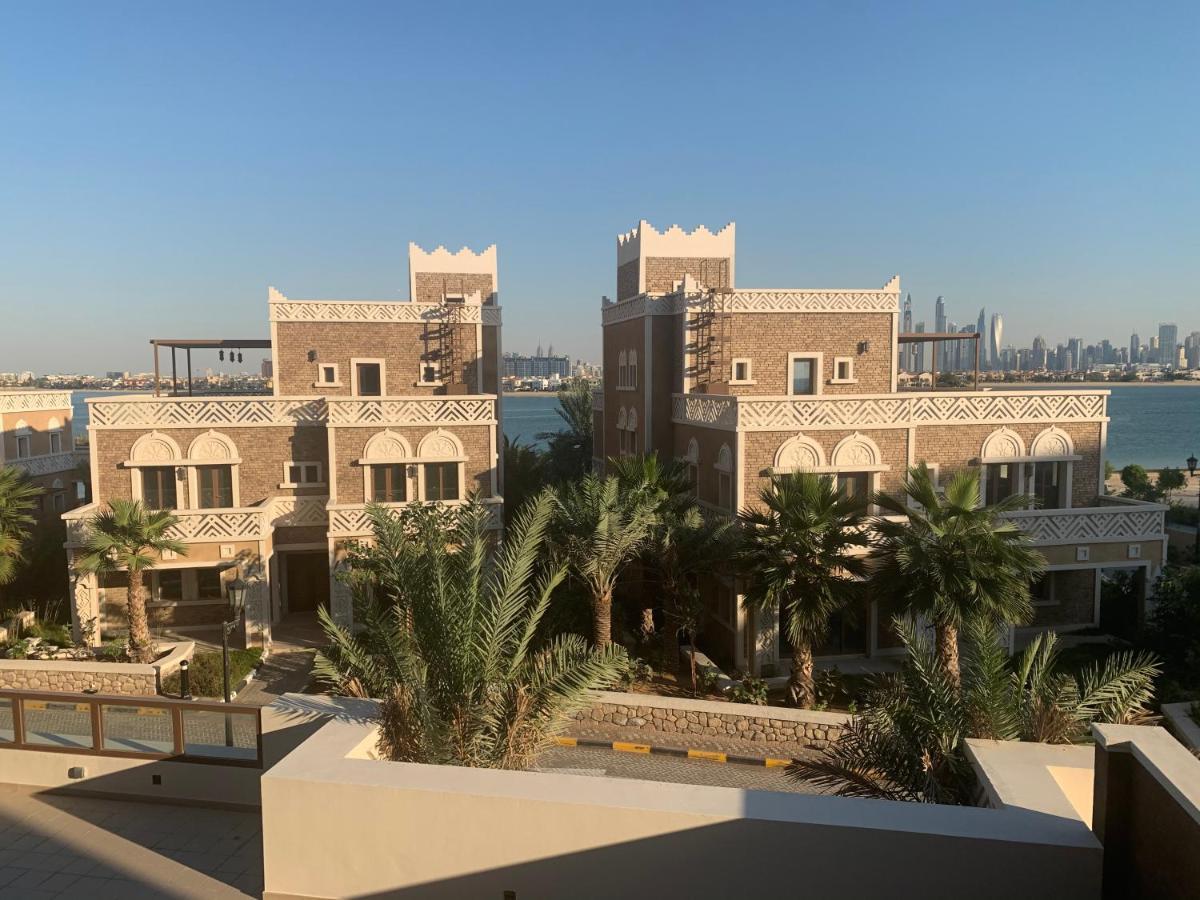 2 Bedroom In Palm Jumeirah Crescent Balqis Direct Beach Access Lejlighed Dubai