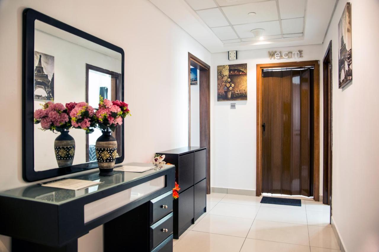Luxurious Beach Front With Sea View-private Bathroom Privatunterkunft *