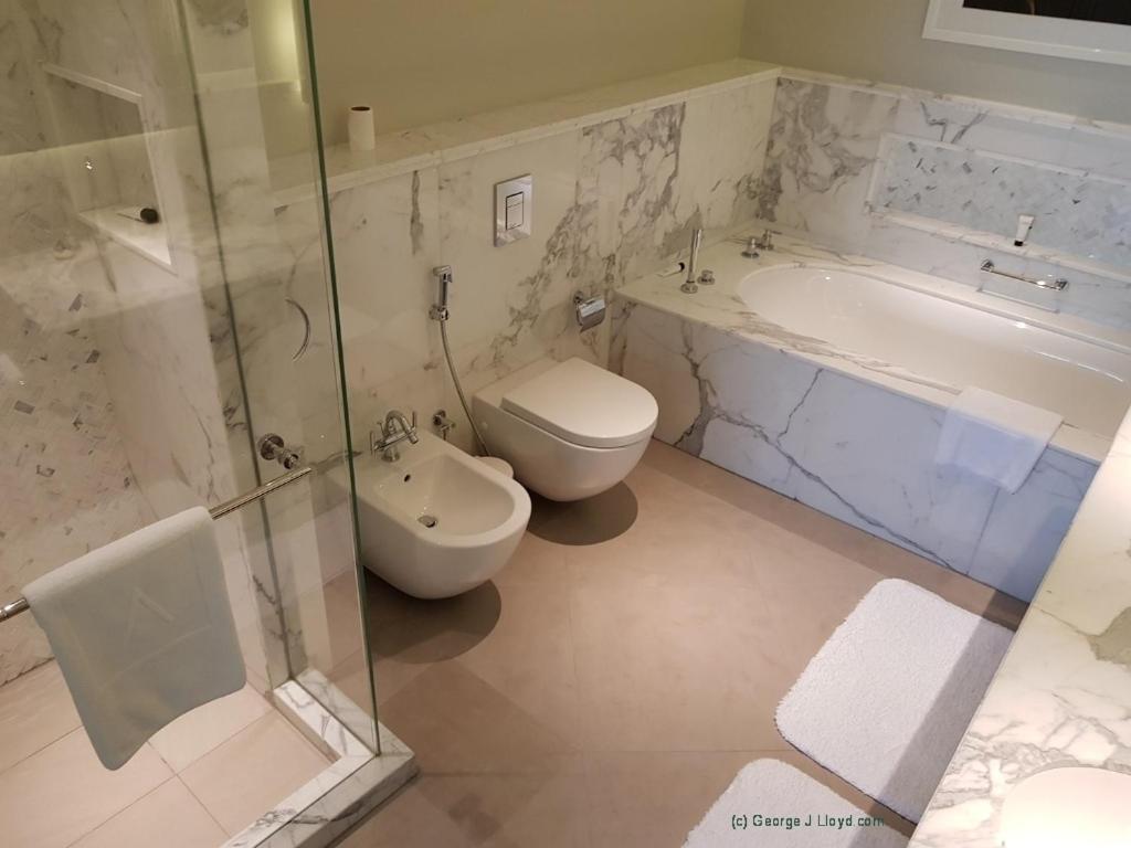 Amazing 2 Bedroom With Full Burj View * Dubai