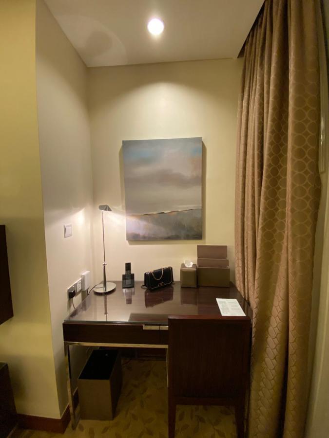 Address Mall Fashion Avenue 1 Bedroom 34 Floor * Dubái