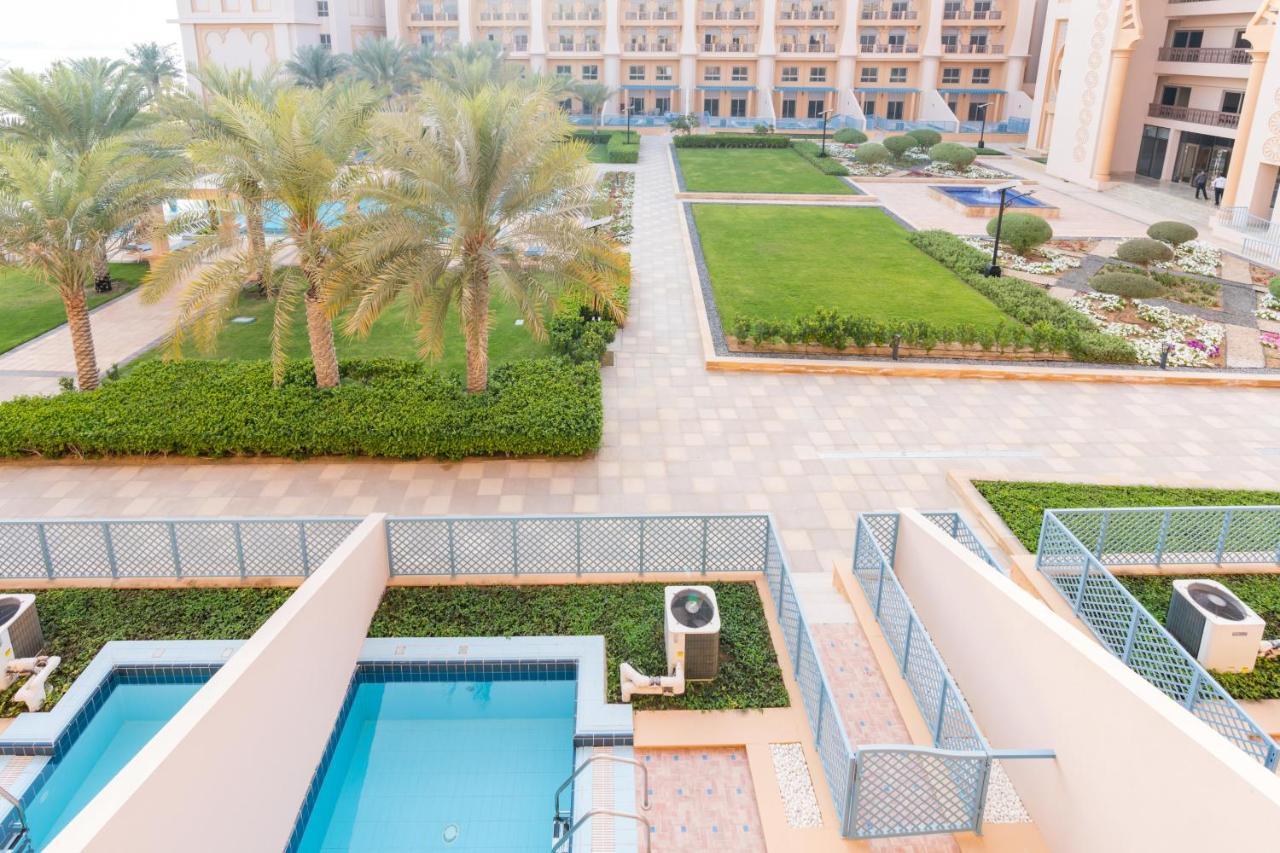 Apartamento Globalstay At Palm Jumeirah Beachfront Paradise With Pool And Gym *