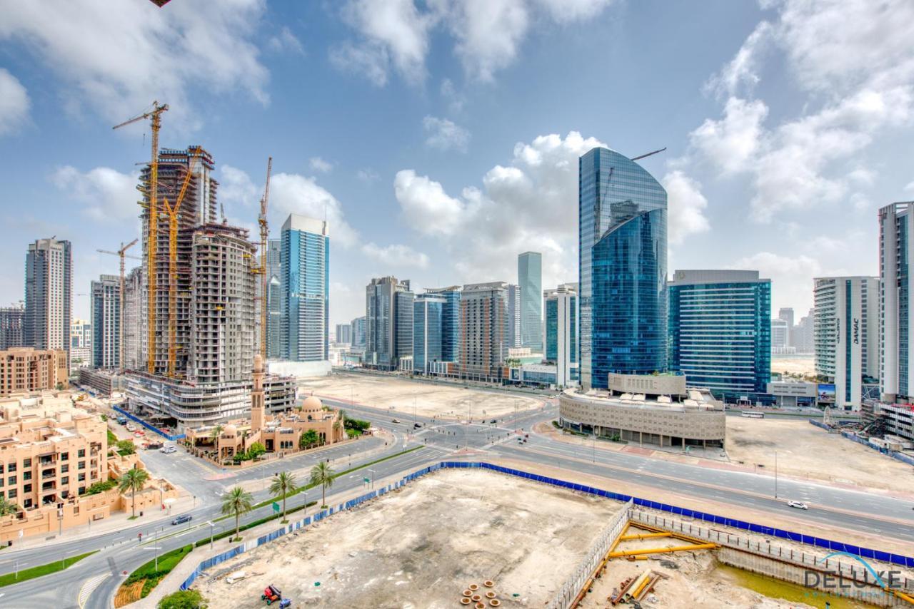 Close To Burj Khalifa & Mall With Relaxing Balcony, Claren Tower 1, Downtown By Deluxe Homes Appartement Dubai