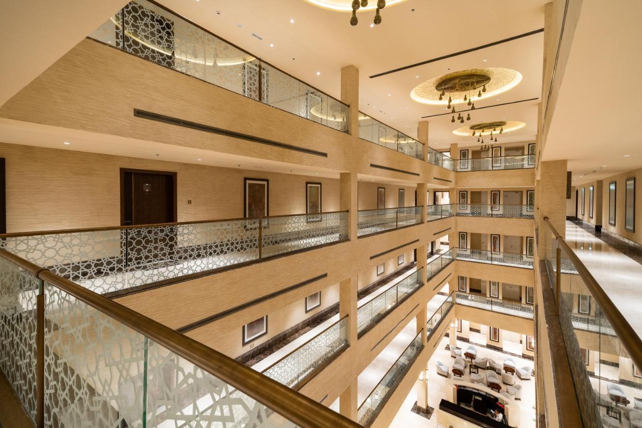 Globalstay At Palm Jumeirah Beachfront Paradise With Pool And Gym * Dubai