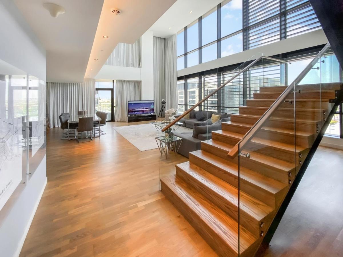 Fam Living Duplex - City Walk * Dubái