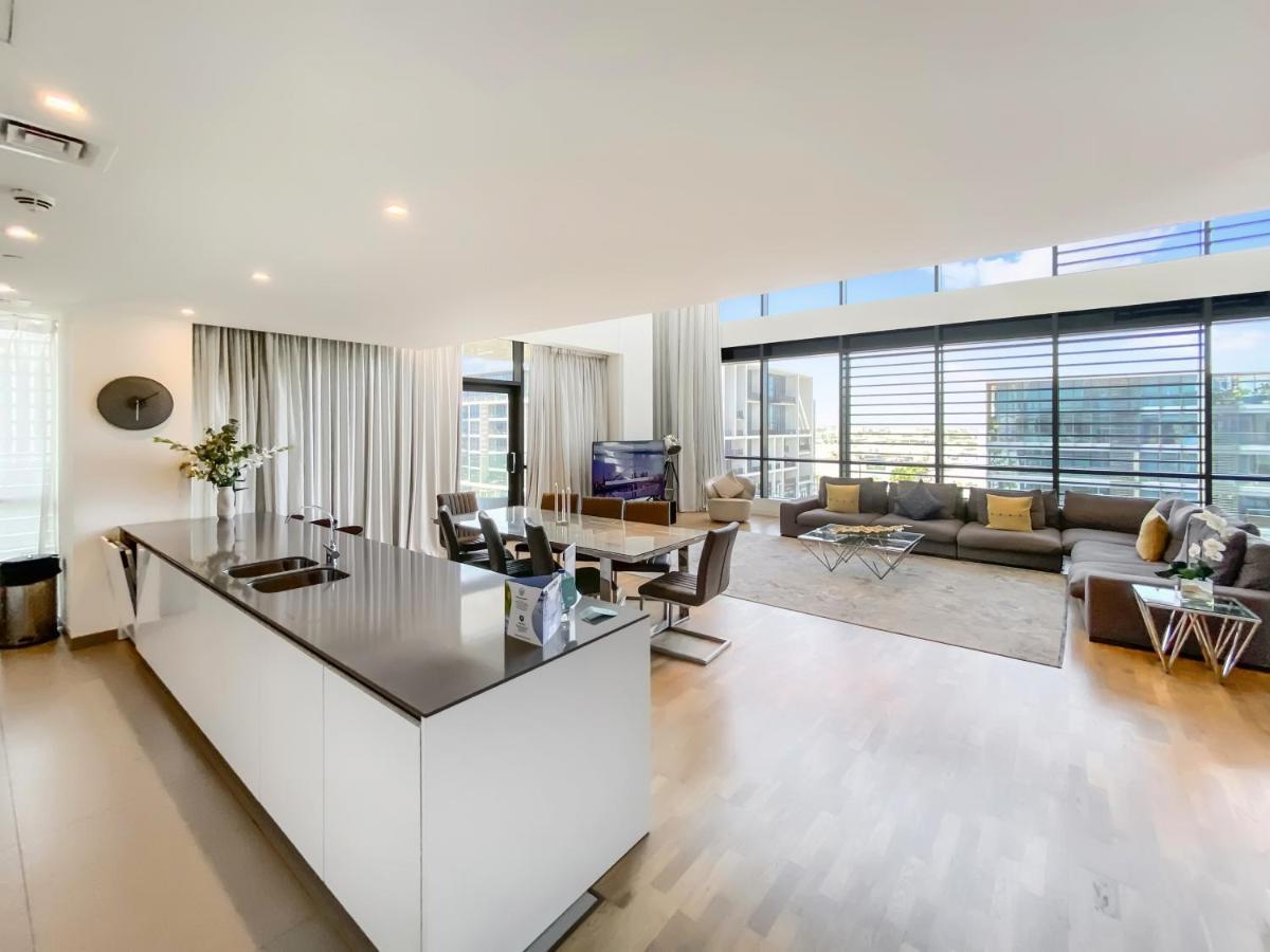 Fam Living Duplex - City Walk Apartamento *