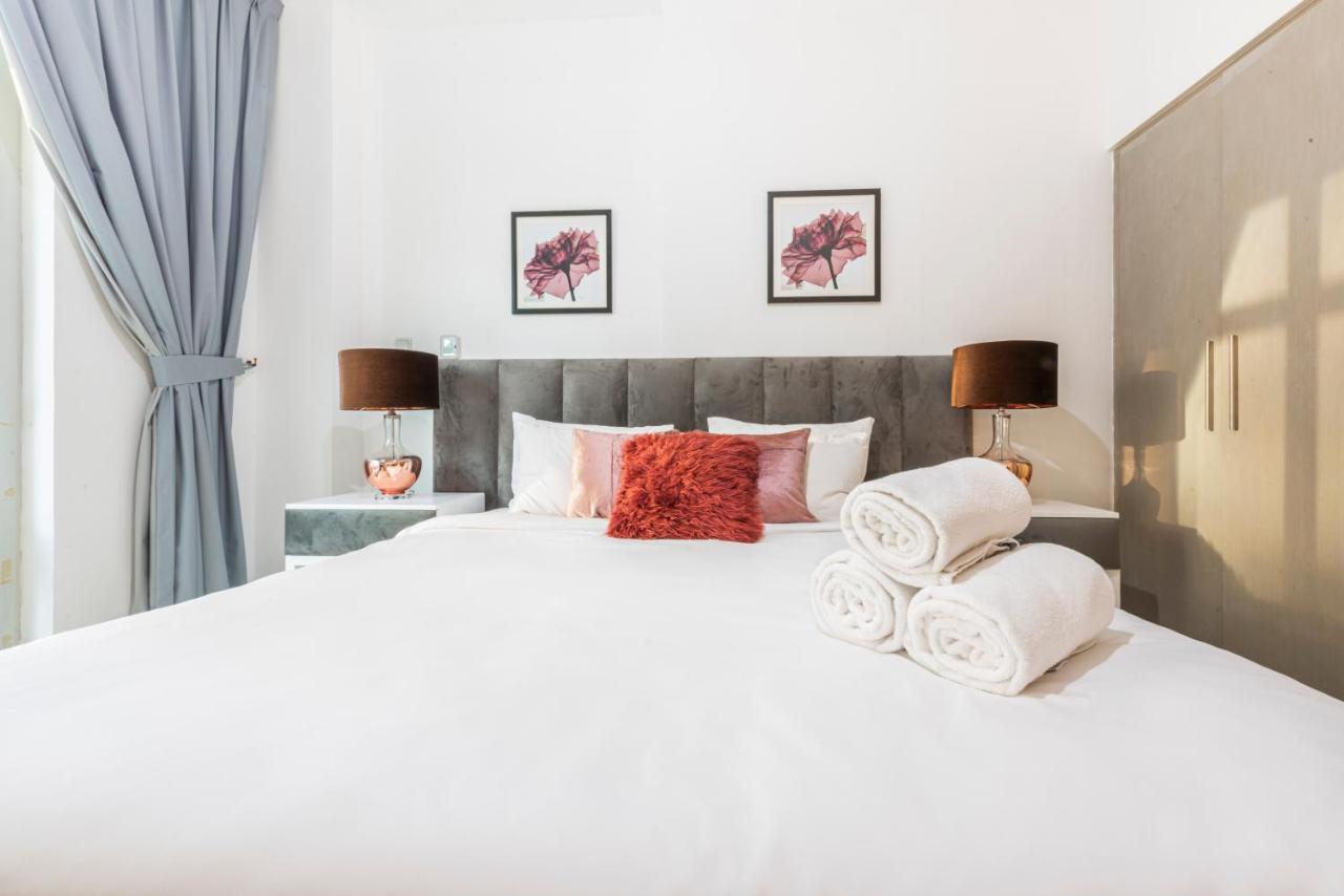 Bnbmehomes - The Lofts - Emaar Apartamento