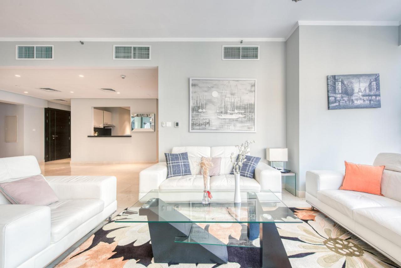 Maison Privee - Big, Bright, Luxury Marina Views Next To