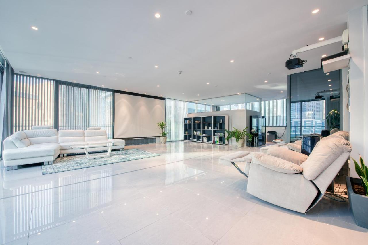 Maison Privee - Big, Bright, Luxury Marina Views Next To *