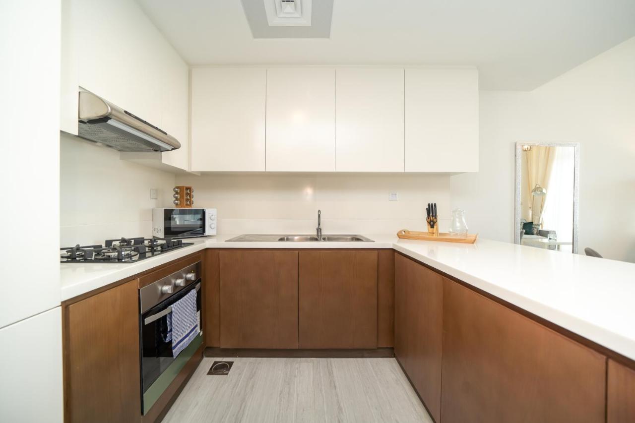 Higuests - Chic In Jvc With Panoramic City Views *