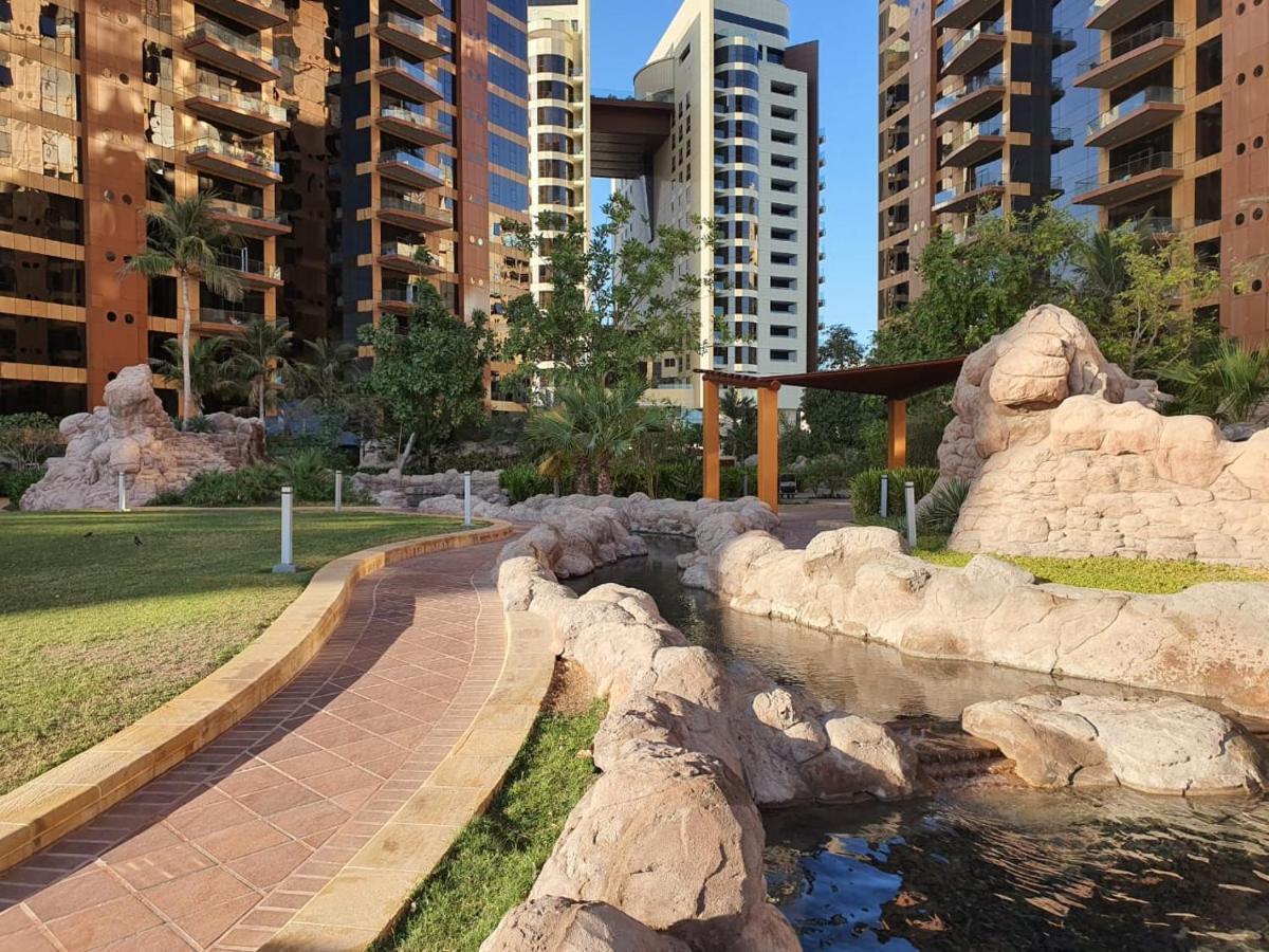 Bnbmehomes - Private Beach, Infinity Pool, Club At Andaaz -402 * Dubái