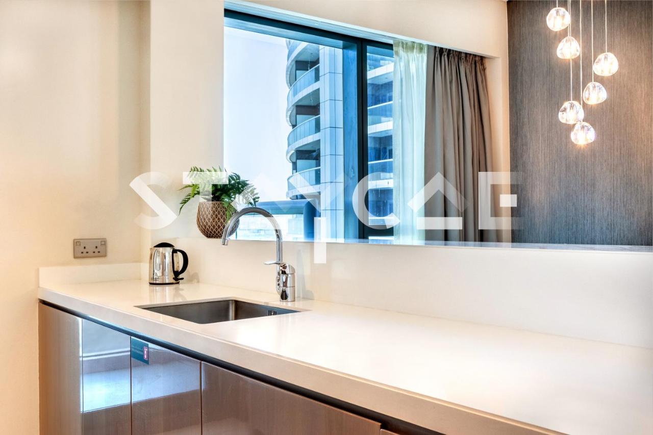 Lägenhet Staycae Paramount Towers *
