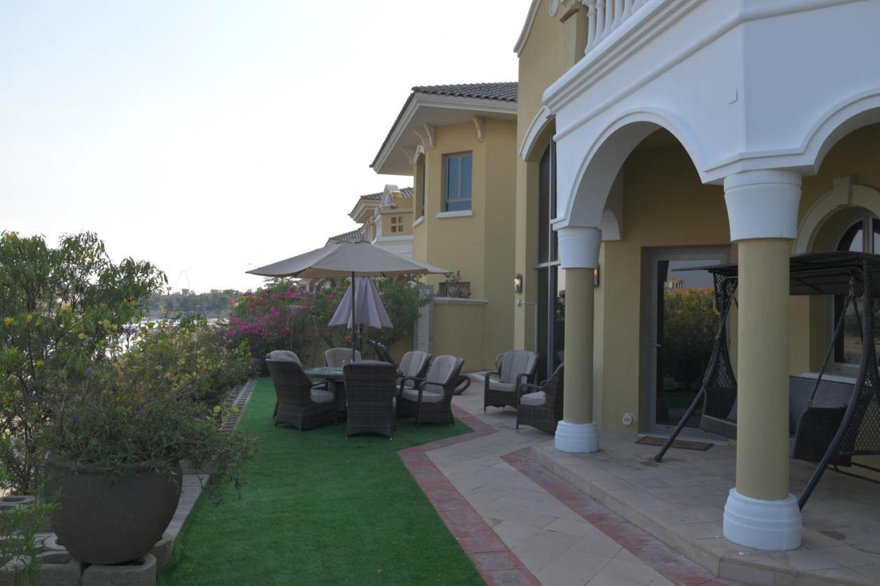 Chic 4br With Assistant And Private Pool On Palm Jumeirah By Deluxe Homes Dubai