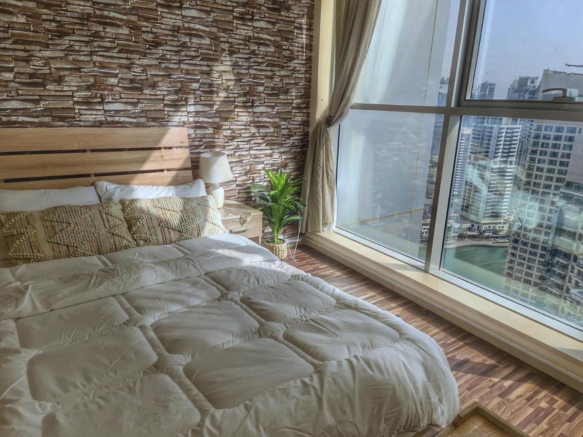 Séjour chez l'habitant Green Sky Holiday With Shared Kitchen And Lounge *