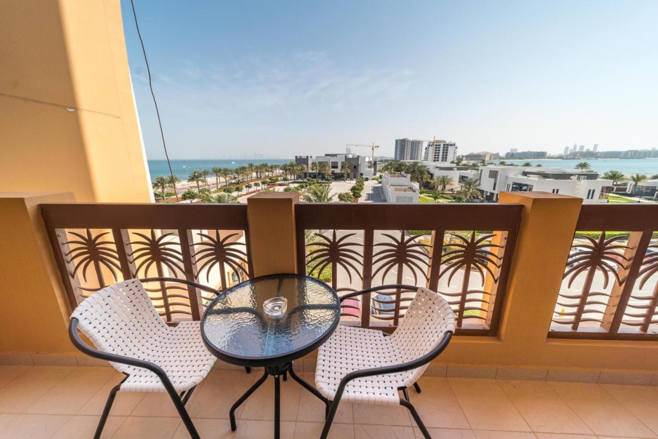 Apartamento Globalstay At Palm Jumeirah Beachfront Paradise With Pool And Gym Dubai