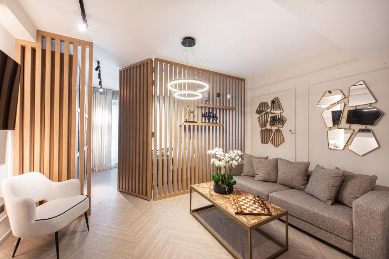 Nasma Luxury - Boulevard Tower Dubai