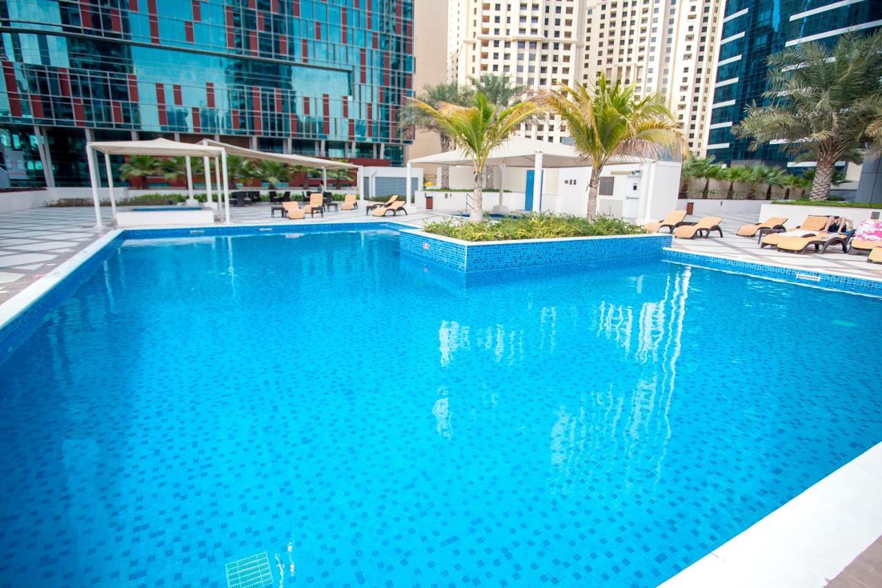 Apartemen Bay With Awesome Marina View Dubai