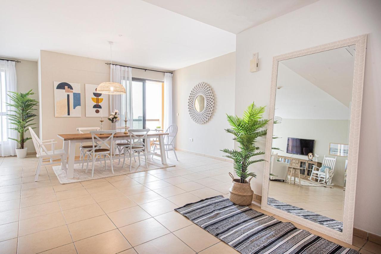 Nasma Luxury Stays- Majestic Marina Views, Lavish 4br Getaway In Jbr Appartement