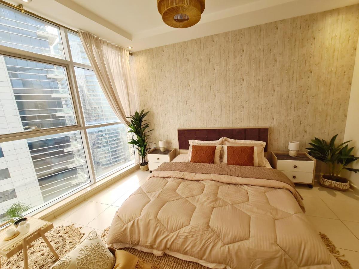 Séjour chez l'habitant Green Sky Holiday With Shared Kitchen And Lounge *