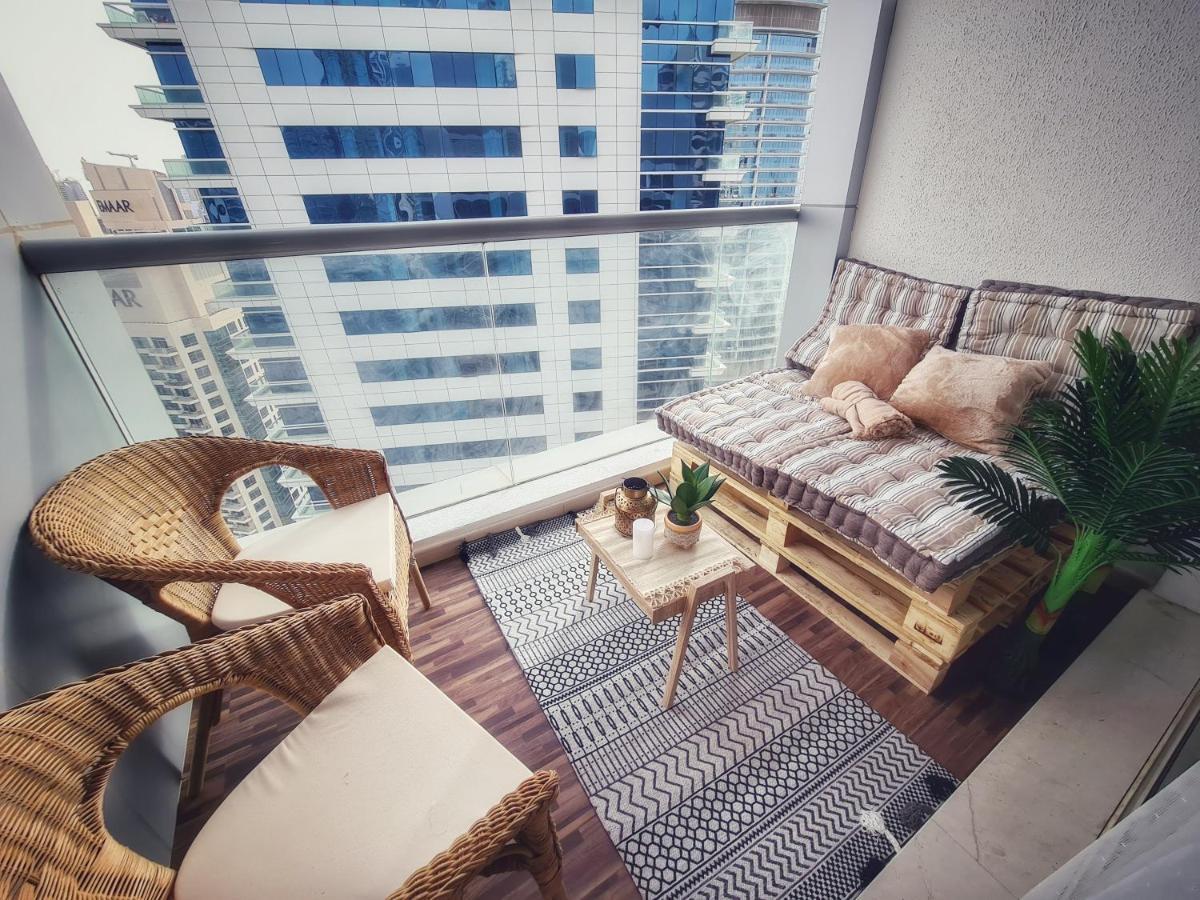 Green Sky Holiday With Shared Kitchen And Lounge Séjour chez l'habitant