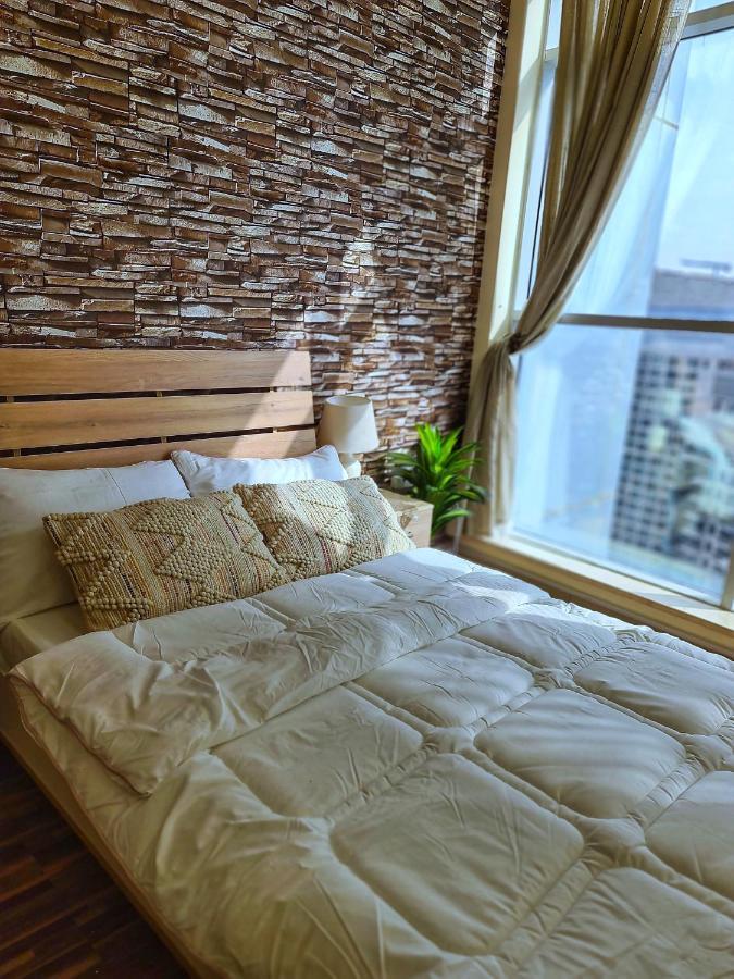 Green Sky Holiday With Shared Kitchen And Lounge Dubaï