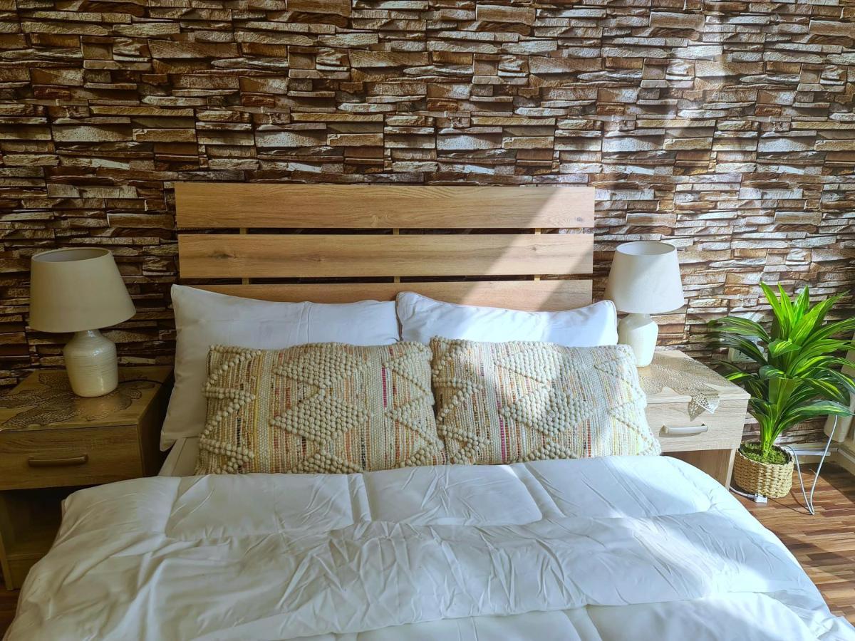 Séjour chez l'habitant Green Sky Holiday With Shared Kitchen And Lounge