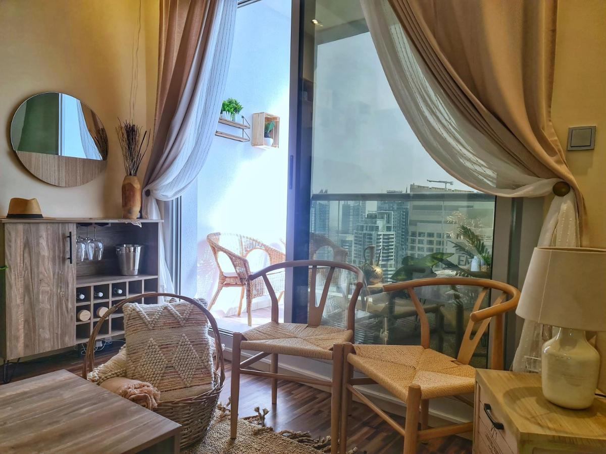 Green Sky Holiday With Shared Kitchen And Lounge * Dubaï