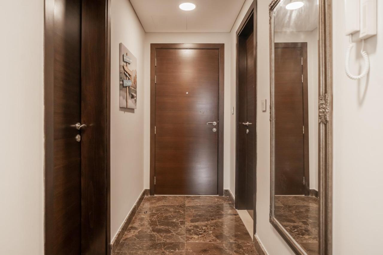 Apartamento Higuests - Spacious For 5 With Spectacular Marina Views