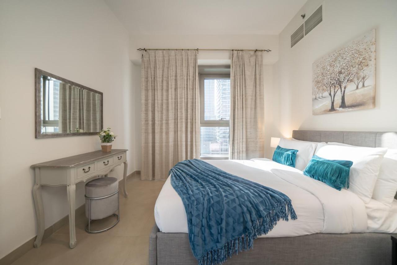 Apartamento Higuests - Spacious For 5 With Spectacular Marina Views