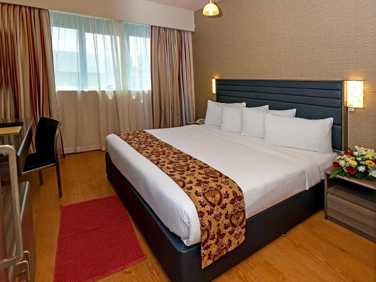 Central Paris Hotel, Baniyas Square Hotel Dubai
