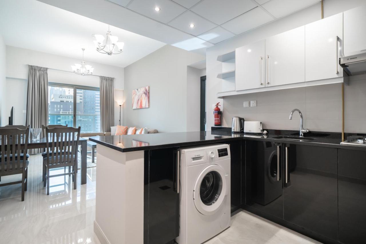 Luton - Elite Business Bay