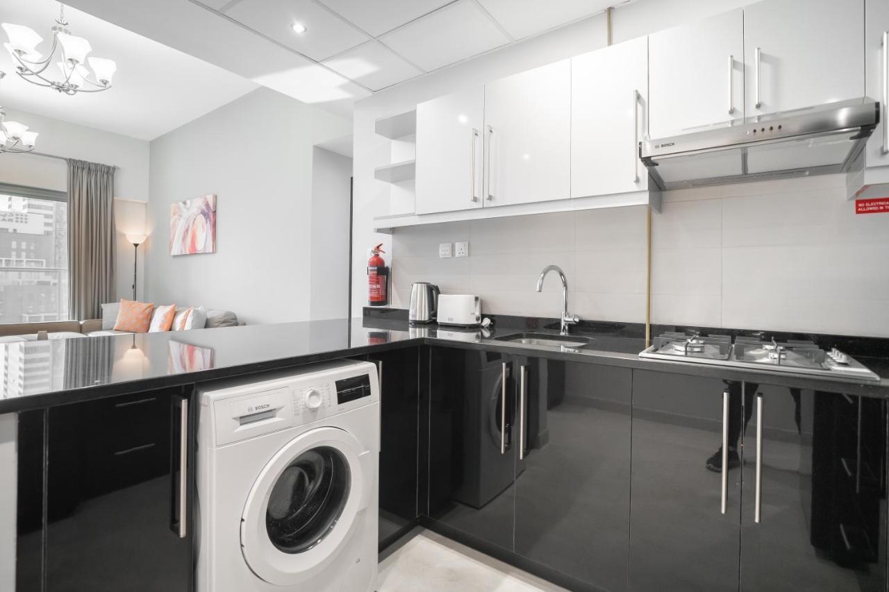 Luton - Elite Business Bay