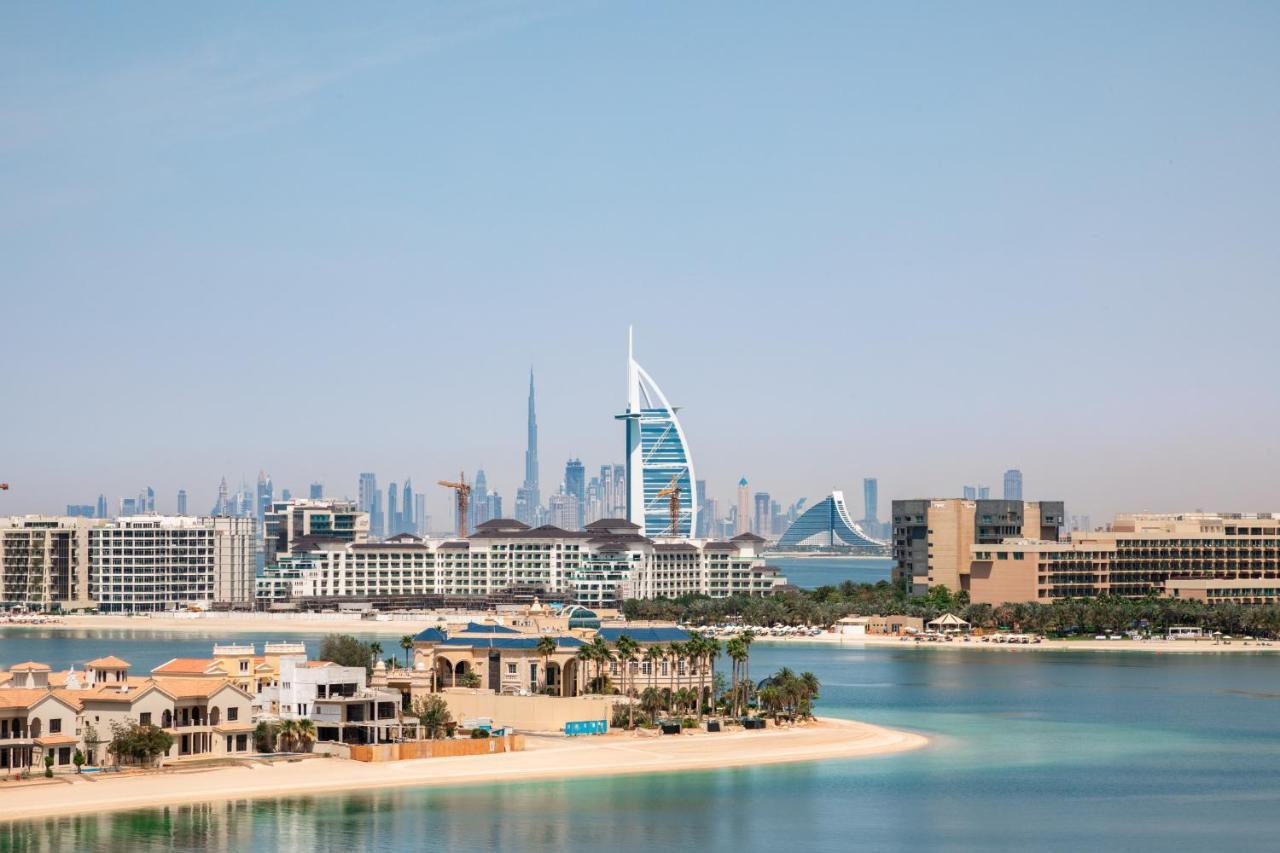 Maison Privee - Spacious Apt On Palm Jumeirah W Sea Views And Premium Facilities Access Apartment Dubai