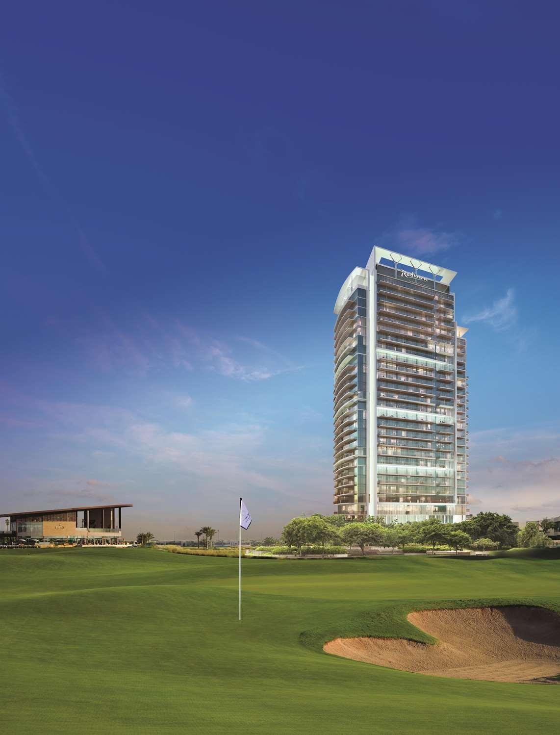 Radisson Damac Hills 4*