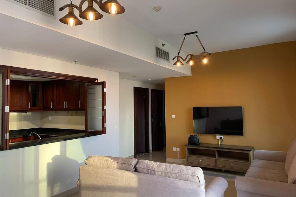 Cozy 2 Bedroom Apt Golf Tower Greens, Stunning Golf Views * Dubái