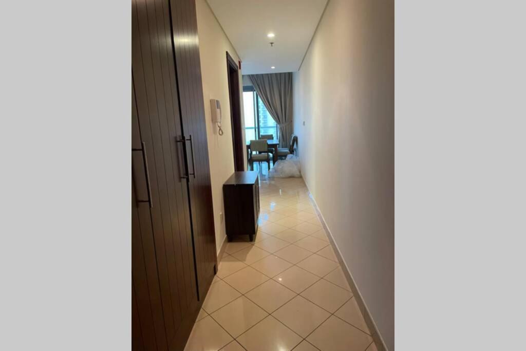 Cozy 2 Bedroom Apt Golf Tower Greens, Stunning Golf Views Dubái