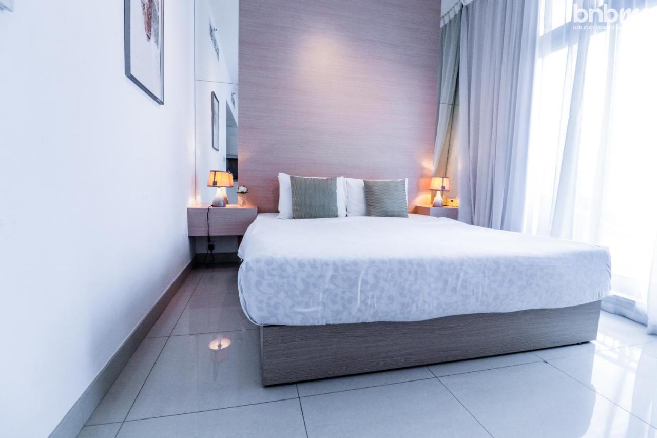 Bnbmehomes - Elegant & Stylish Studio In Downtown - 502 Dubai