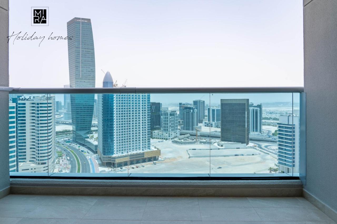Mira Holiday Homes - Studio With Burj Khalifa View - Elite Business Bay Apartemen *