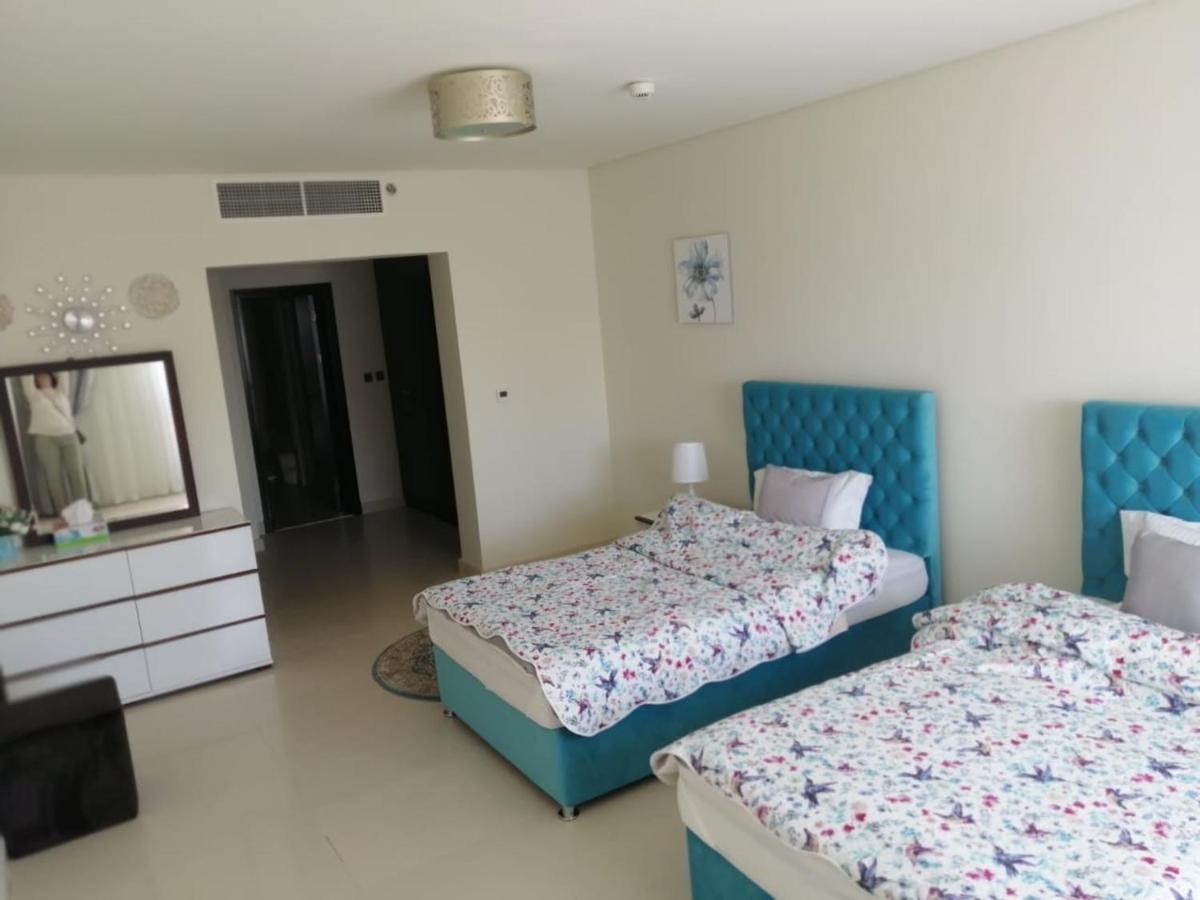 Lejlighed 2 Bedroom In Palm Jumeirah Crescent Balqis Direct Beach Access