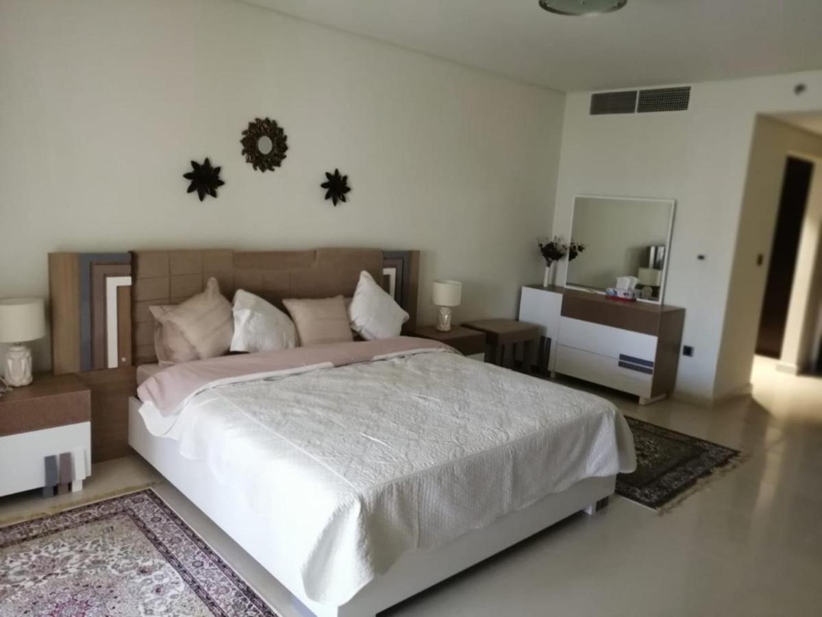 Lejlighed 2 Bedroom In Palm Jumeirah Crescent Balqis Direct Beach Access *