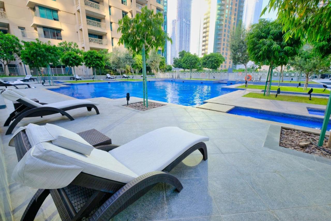 Lejlighed Monty Holiday - Cozy Penthouse With Burj Khalifa And Fountain View Dubai