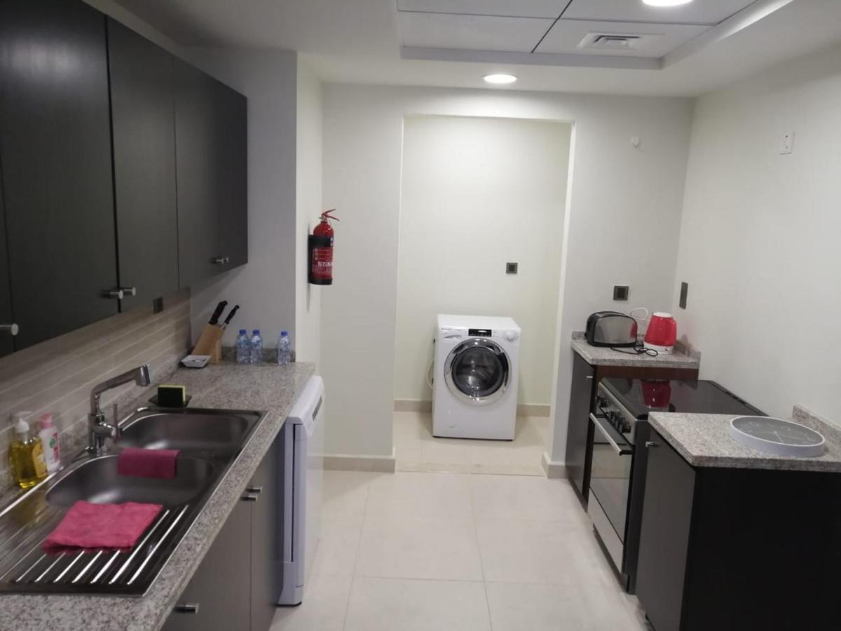 2 Bedroom In Palm Jumeirah Crescent Balqis Direct Beach Access Lejlighed