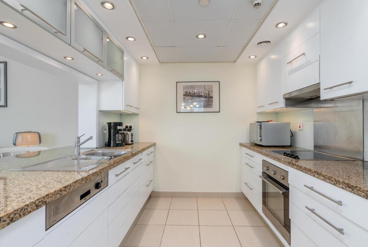 Apartment Lux Burj Views Tower Fantastic Burj Views Dubai