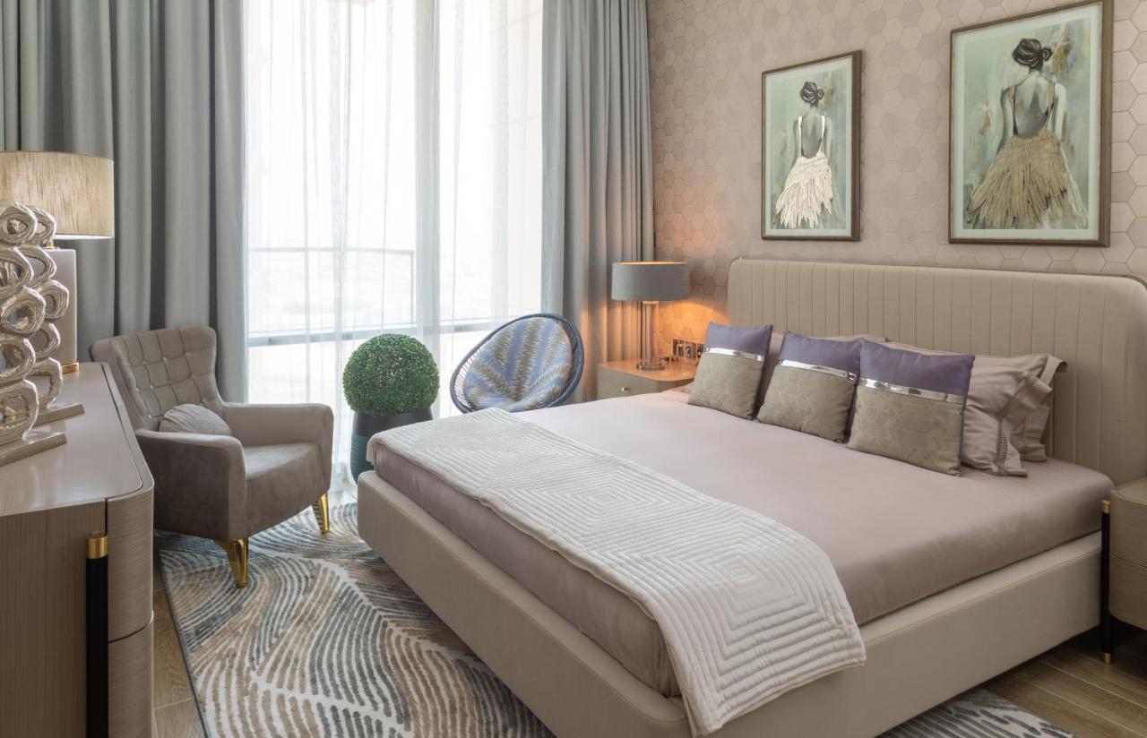 Royal Club By Rvhr, Noora Tower, Al Habtoor City, Business Bay Lägenhet Dubai