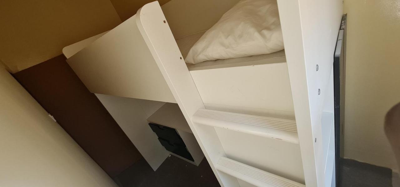Vandrerhjem Hostel, Bedspace And Backpackers Dubai